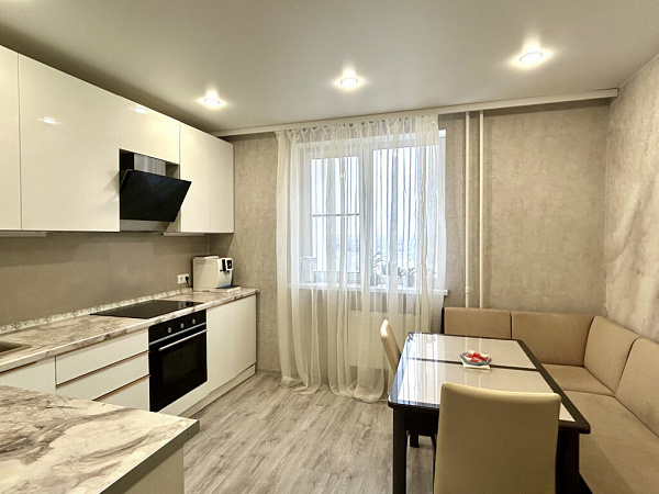 2-к квартира, 60 кв.м.