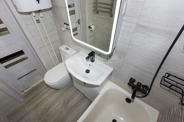 2-к квартира, 42.8 кв.м.